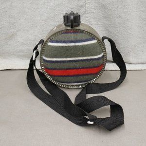 Mil-Tec 1.9L Western Canteen Western Style Blanket Cover Shoulder Strap 4540